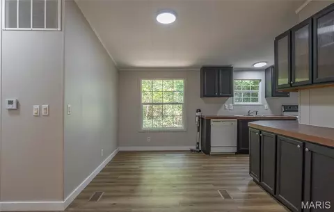 Entry Way - 164 Hickory St, Bourbon, MO 65441 photo 2 of 2