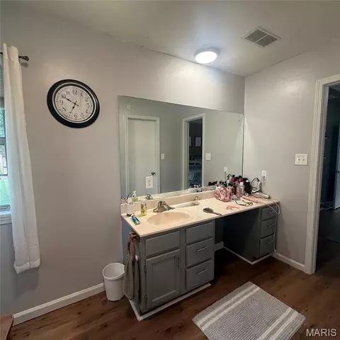 Bath - 612 S Walnut St, Kennett, MO 63857 photo 1 of 4