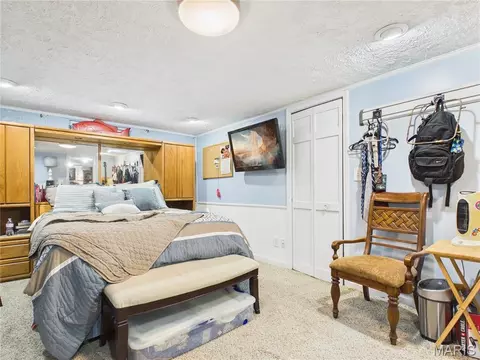 Bedroom - 606 Sheridan Dr, Chaffee, MO 63740 photo 9 of 10