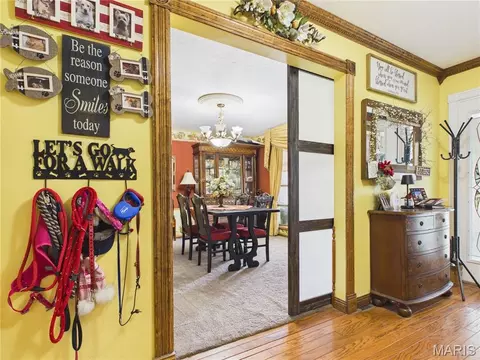 Entry Way - 606 Sheridan Dr, Chaffee, MO 63740 photo 5 of 8