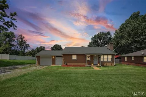5339 N State Route 159, Edwardsville, IL 62025