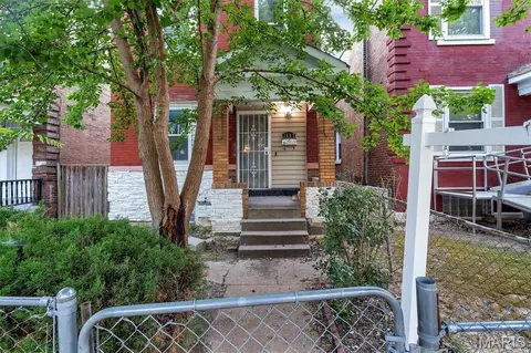3517 Pennsylvania Ave, Saint Louis, MO 63118