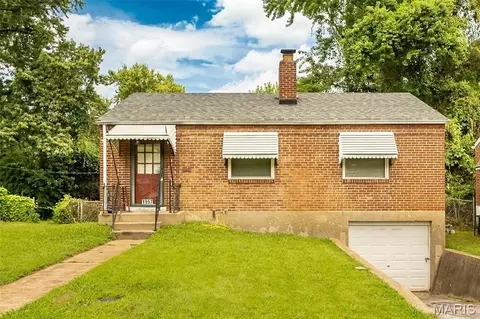 1957 Park Ln, Saint Louis, MO 63136