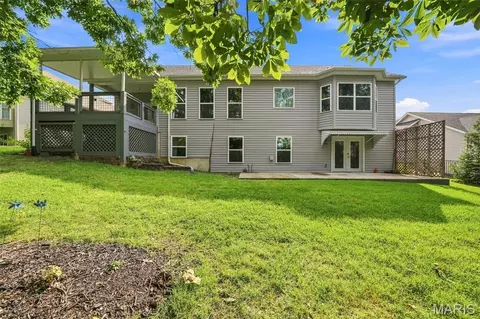 Exterior - 420 Bittersweet Dr, O'fallon, MO 63366 photo 3 of 4