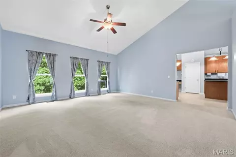 Living - 420 Bittersweet Dr, O'fallon, MO 63366 photo 2 of 4