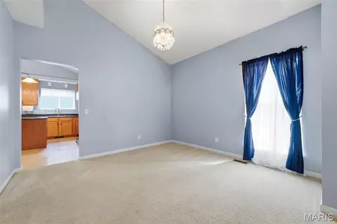 Living - 420 Bittersweet Dr, O'fallon, MO 63366 photo 1 of 4