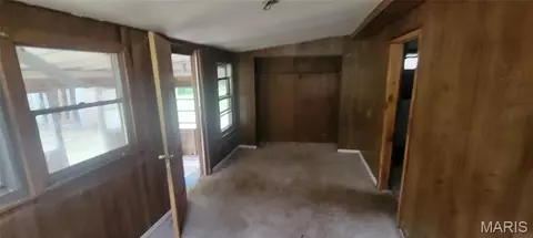 Entry Way - 655 Eldon Dr, Bismarck, MO 63624 photo 4 of 4