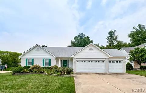 1516 Hibernation Holw, Wentzville, MO 63385