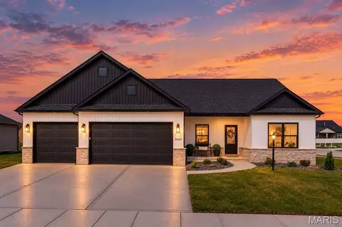 3023 Mobile Dr, Glen Carbon, IL 62034