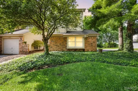 13014 Ray Trog Ct, Saint Louis, MO 63146