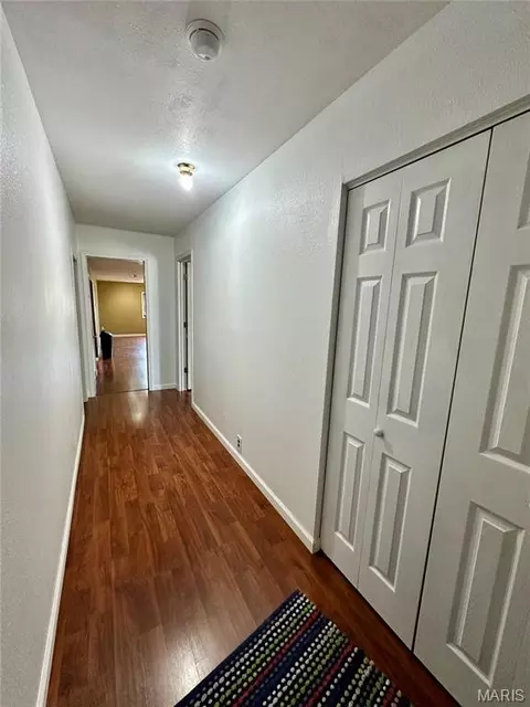 Entry Way - 7002 Highway Yy, Washington, MO 63090 photo 1 of 1
