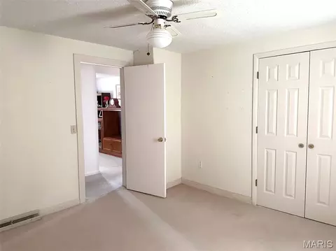 Bedroom - 1174 Bieker Rd, Washington, MO 63090 photo 1 of 4