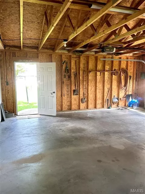 Other - 1174 Bieker Rd, Washington, MO 63090 photo 7 of 16