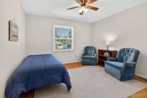 Bedroom - 249 Aspen Trail Dr, Ballwin, MO 63011 photo 6 of 7
