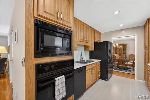 Kitchen - 249 Aspen Trail Dr, Ballwin, MO 63011 photo 3 of 3