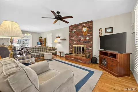 Living - 249 Aspen Trail Dr, Ballwin, MO 63011 photo 1 of 3