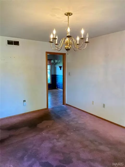 Dining - 308 E Field Dr, Red Bud, IL 62278 photo 1 of 1