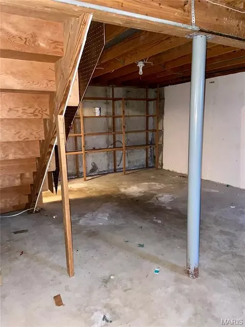 Other - 308 E Field Dr, Red Bud, IL 62278 photo 5 of 7