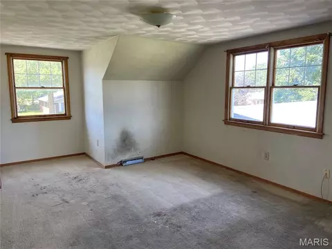 Bedroom - 308 E Field Dr, Red Bud, IL 62278 photo 6 of 6