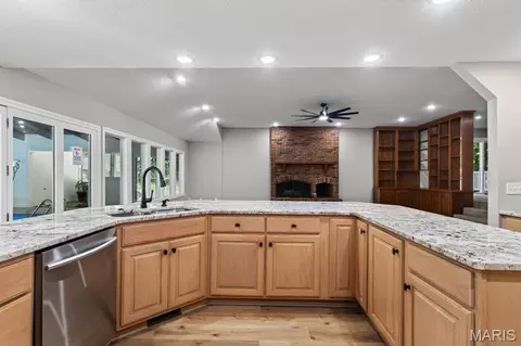 Kitchen - 12311 Williams Pl, Rolla, MO 65401 photo 4 of 4