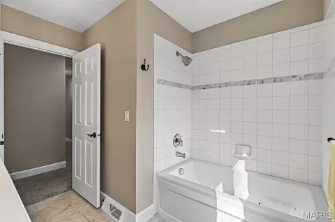 Bath - 12311 Williams Pl, Rolla, MO 65401 photo 3 of 8