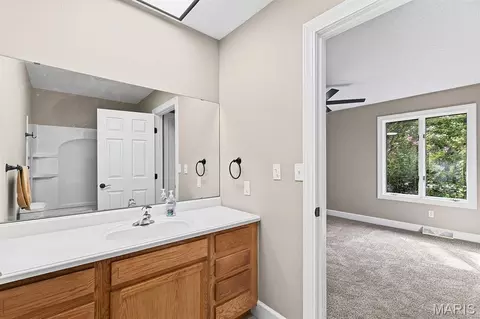 Bath - 12311 Williams Pl, Rolla, MO 65401 photo 6 of 8