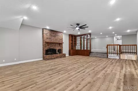 Living - 12311 Williams Pl, Rolla, MO 65401 photo 5 of 9
