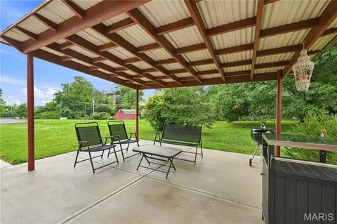 Exterior - 21 Elannchester Dr, Manchester, MO 63011 photo 4 of 6