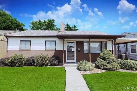 1921 Saint Clair Ave, Granite City, IL 62040