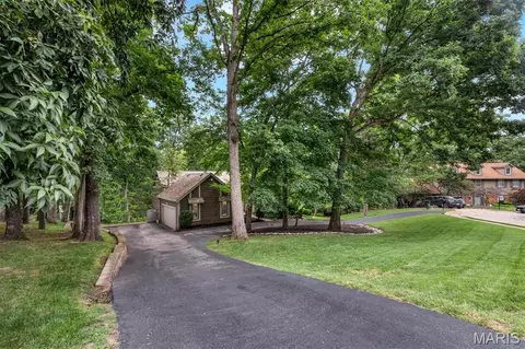 Exterior - 436 Shadowridge Ct, Ballwin, MO 63011 photo 5 of 21