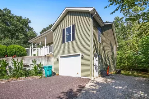 Exterior - 251 Farris Rd, Bourbon, MO 65441 photo 2 of 4