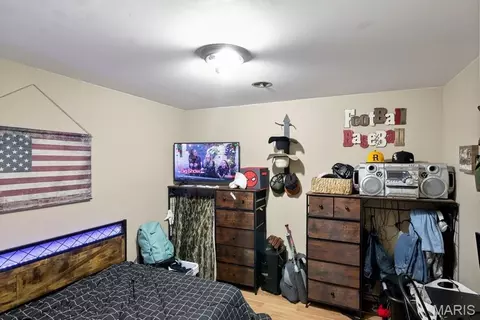 Bedroom - 251 Farris Rd, Bourbon, MO 65441 photo 7 of 7