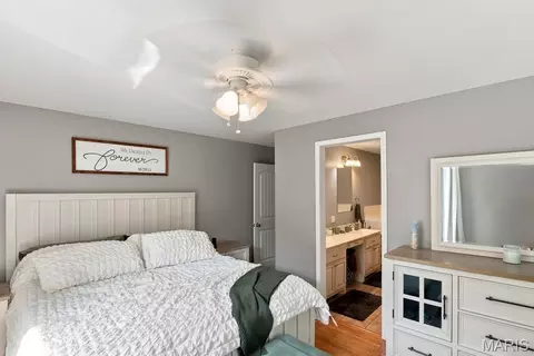 Bedroom - 251 Farris Rd, Bourbon, MO 65441 photo 3 of 7