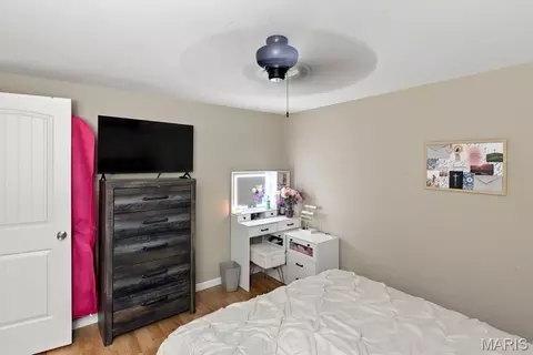 Bedroom - 251 Farris Rd, Bourbon, MO 65441 photo 6 of 7