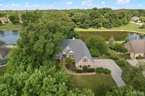 View/Area - 609 E Waters Edge Dr, Shiloh, IL 62221 photo 2 of 11
