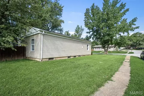 Exterior - 30 Cedar Dr, Pacific, MO 63069 photo 5 of 5