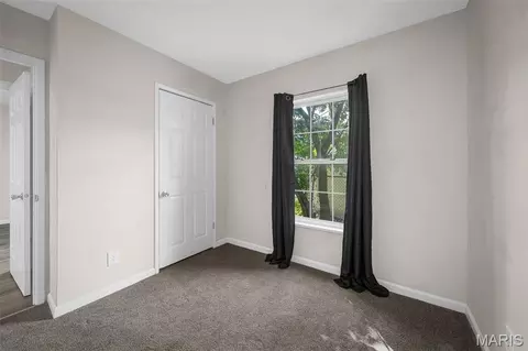 Bedroom - 30 Cedar Dr, Pacific, MO 63069 photo 3 of 4