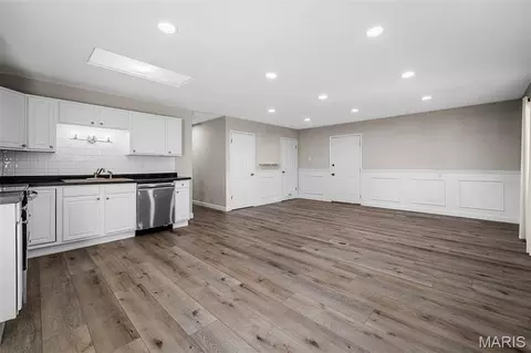 Living - 30 Cedar Dr, Pacific, MO 63069 photo 1 of 4