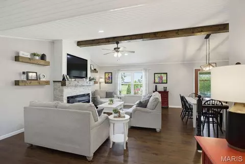 Living - 136 Raspberry Ln, Jackson, MO 63755 photo 1 of 3
