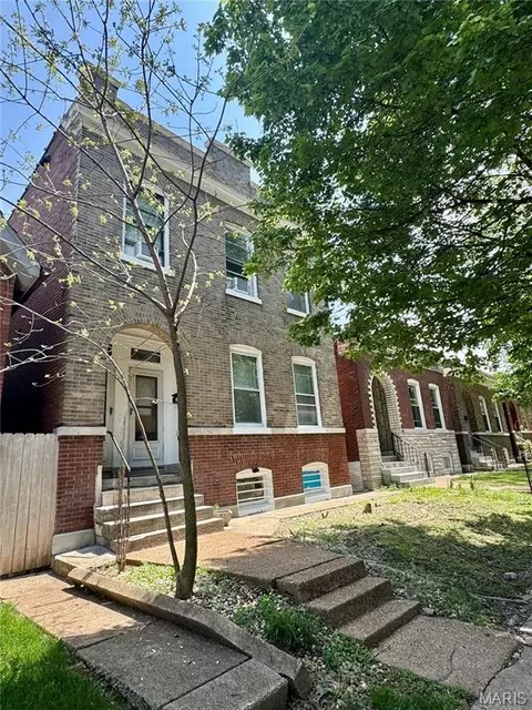 4510 Minnesota Ave, Saint Louis, MO 63111
