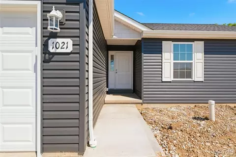 Entry Way - 1021 Samwise St, Wright City, MO 63390 photo 9 of 9
