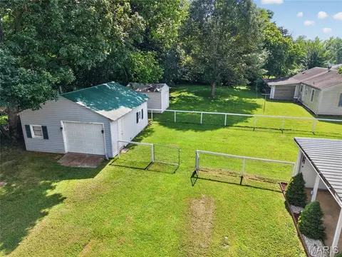 Exterior - 308 Thost St, Fredericktown, MO 63645 photo 3 of 11