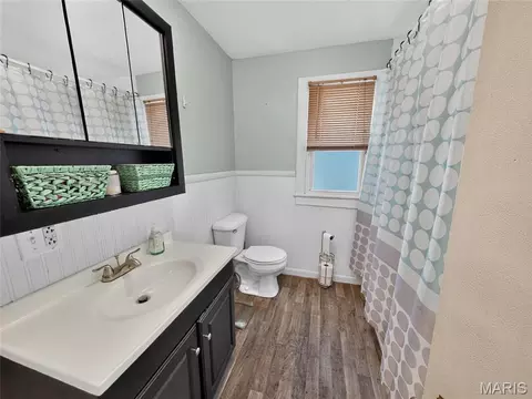 Bath - 308 Thost St, Fredericktown, MO 63645 photo 1 of 3