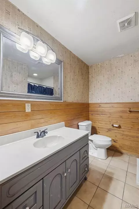 Bath - 3001 Rustic Wood Trl, Barnhart, MO 63012 photo 1 of 3