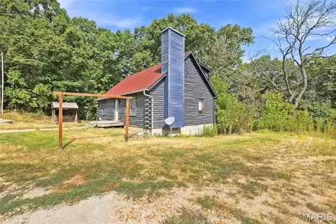 Exterior - 3001 Rustic Wood Trl, Barnhart, MO 63012 photo 4 of 7