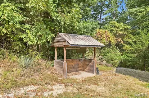 Exterior - 3001 Rustic Wood Trl, Barnhart, MO 63012 photo 1 of 7