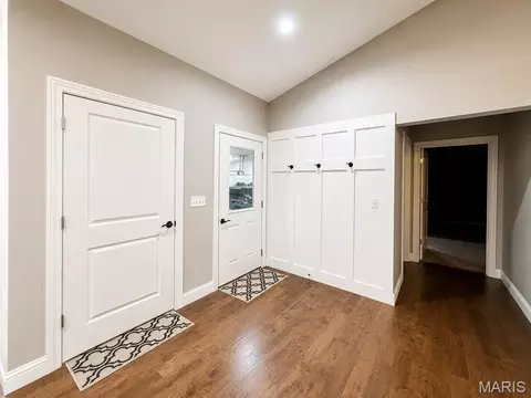 Entry Way - 11254 Quail Hollow Cir, Dexter, MO 63841 photo 3 of 5