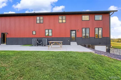 Exterior - 10 Henebry Hills Ln, Troy, MO 63379 photo 4 of 27