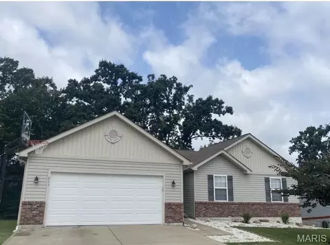 215 Cynthia Dr, Truesdale, MO 63380