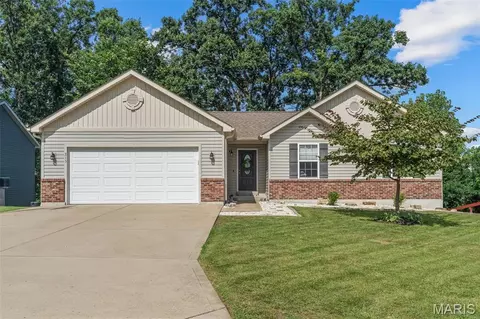 215 Cynthia Dr, Truesdale, MO 63380